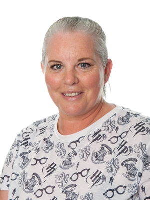 Mrs Tina Farley