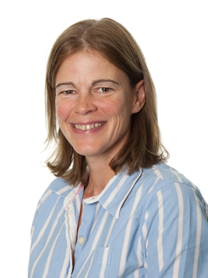 Mrs Alison Halliwell