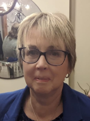 Mrs Jennifer Brown